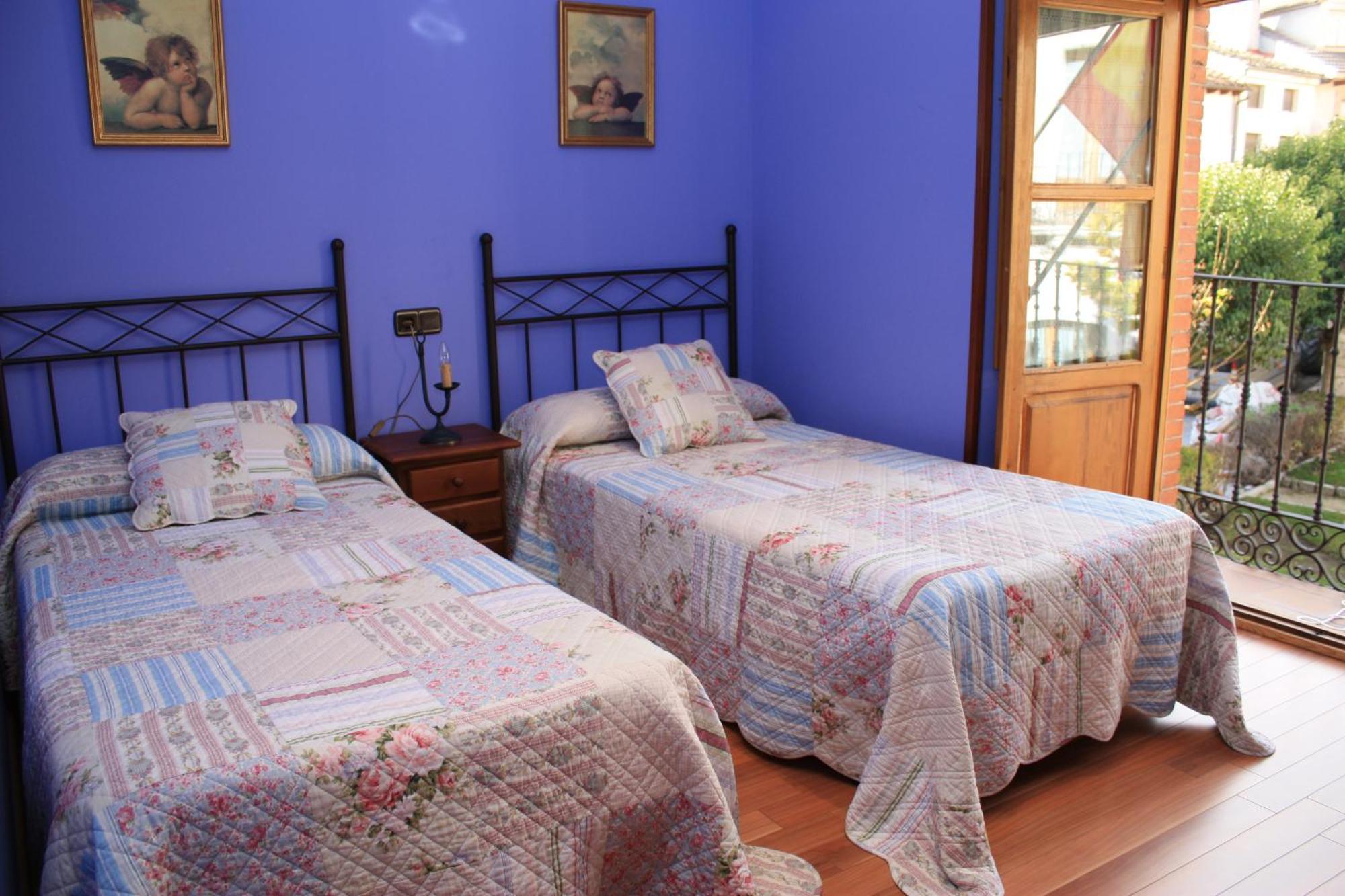 Aparthotel Santa Marina Cuéllar Екстериор снимка